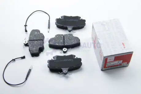 Тормозные колодки пер. Logan 05-/Megane 96-03/Clio 91-05/R21(с датчиком) ASAM 32394