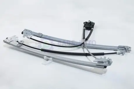 Склопідйомник передн.прав.Megane II 02- ASAM 73435