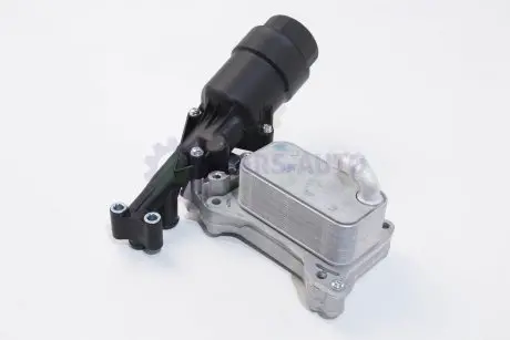 Корпус масляного фильтра (з Радиатором) MB OM651 AUTOTECHTEILE 100 1824 (фото 1)