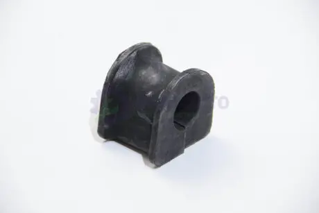 Втулка стабилизатора (переднего) MB Vito (W638) 96- (d=24mm) (3243) AUTOTECHTEILE 100 3243