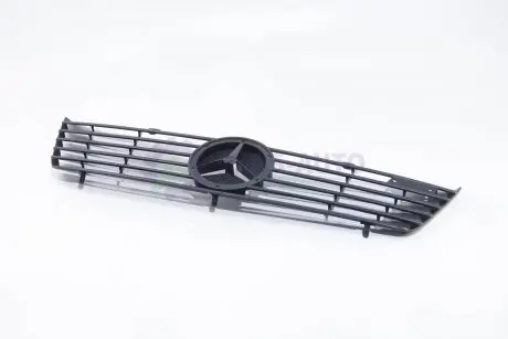 Решітка радіатора MB Sprinter TDI (8817) AUTOTECHTEILE 100 8817 (фото 1)