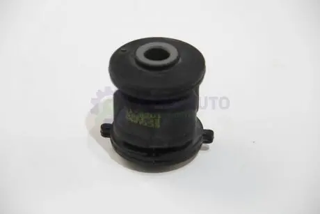 Сайлентблокзаднего рычага Camry (в цапфу) BC GUMA BC3305