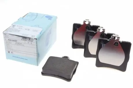 Колодки тормозные (задние) MB (W202/203/208/210) 93-11/ Crysler Crossfire 3.2 03-08 BLUE PRINT ADA104207