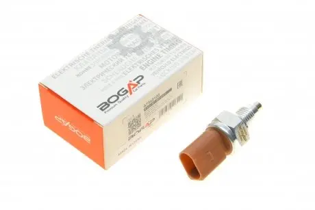 Датчик включения заднего хода VW T5/Caddy III 04-15 BOGAP A7342100