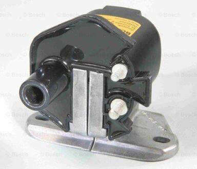 Котушка запалювання BOSCH 0221502010