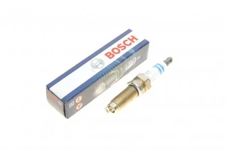 Свеча зажигания Honda CR-V 4 2.4i 12- BOSCH 0 242 140 523