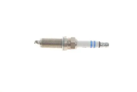 Свічка запалювання Renault Clio III 1.2 16V 05-14/Dacia Logan/Sandero 1.0 Hi-flex 11-12 BOSCH 0 242 140 530