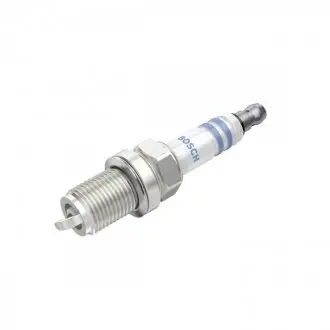 Свеча зажигания Honda/Hyundai/Infiniti/Kia/Land Rover/Lexus/Mazda/Mitsubishi BOSCH 0 242 230 534