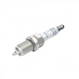 Свеча зажигания Jeep Cherokee/Grand Cherokee 3.7 V6 4x4 01-10 BOSCH 0242236542