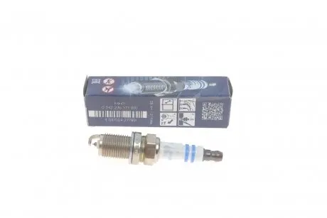 Свеча зажигания VW Caddy III 1.6/2.0i 06-15 BOSCH 0 242 236 571