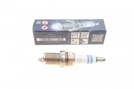 Свеча зажигания Mitsubishi Lancer/Peugeot 4007 1.8/2.4 07- BOSCH 0 242 236 618