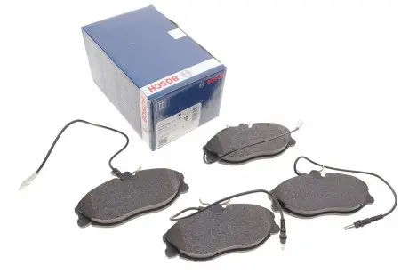 Колодки тормозные (передние) Citroen Xsara/Peugeot 406 96-05 (Lucas-Girling) (с датчиками) BOSCH 0 986 424 223