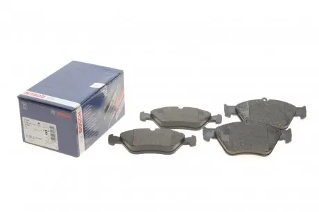 Колодки тормозные (передние) Opel Omega B 94-00/Vectra A 93-95/Saab 900 93-98 BOSCH 0 986 461 129