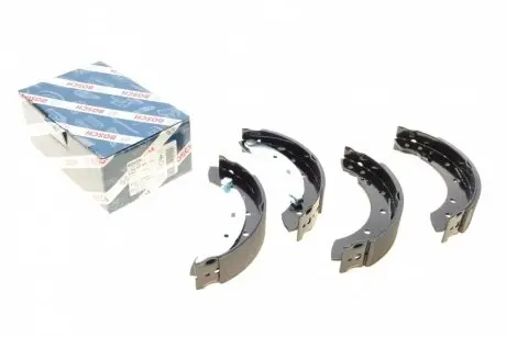 Колодки тормозные (задние) Peugeot 106/206/306/Renault Clio/Laguna 93- (барабани) (203.2x38) BOSCH 0 986 487 585