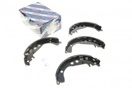Колодки тормозные (задние) Toyota Prius/Yaris 99- (барабанные) (200x32) BOSCH 0 986 487 589