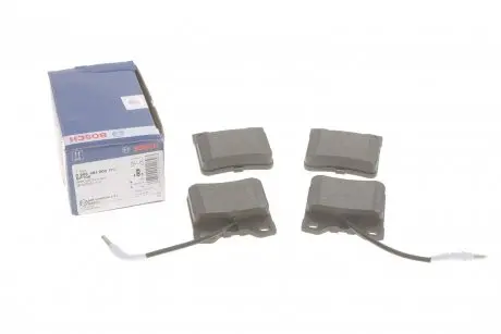 Колодки тормозные (задние) MB Vito (W638) 96-03 (+датчики) BOSCH 0 986 494 000