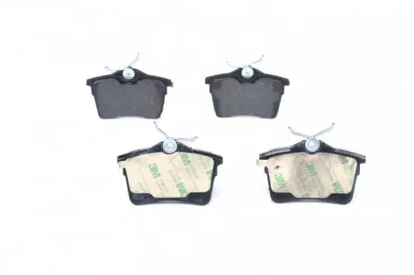 Тормозные колодки (задние) Citroen Berlingo/Peugeot 308/Partner 08- BOSCH 0 986 494 304