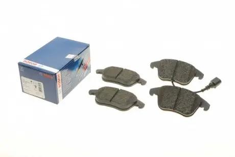 Колодки гальмівні (передні) Audi Q3 11-18/VW Passat Tiguan 07-18/Sharan 10-(+датчик) BOSCH 0 986 494 372