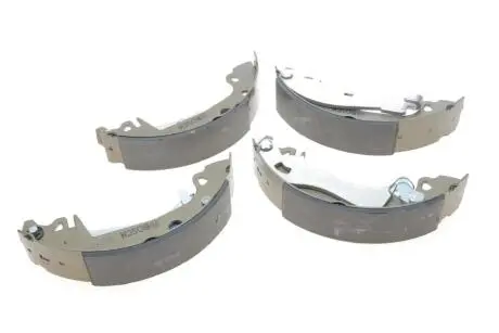 ГАЛЬМІВНА КОЛОДКА BOSCH F026004546