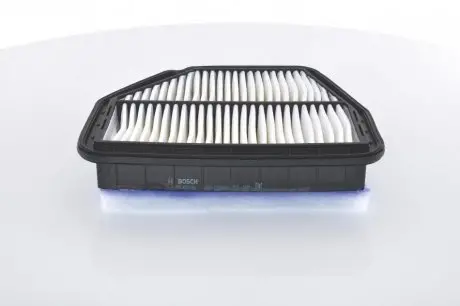 Фильтр воздушный Opel Antara/Chevrolet Captiva 2.0D/2.4LPG/3.2V6 06- BOSCH F 026 400 585