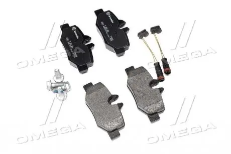 Колодки тормозные дисковые (комплект 4 шт) BREMBO P50051