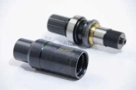 Фланець полуоси T5 1.9TDI/2.0i 03- (к-кт з втулкою) BSG BSG 90-340-029