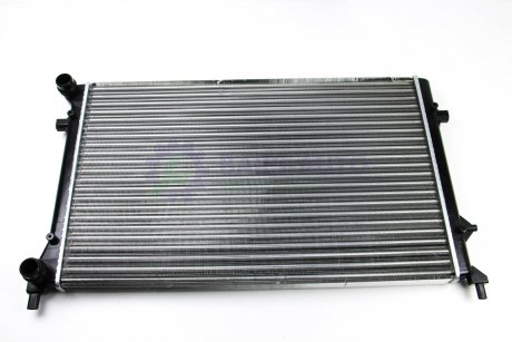 Радиатор води Caddy III 2.0SDI/1.4i/1.6i /Golf/Octavia (+/- AC) (650x398x26) BSG BSG 90-520-013