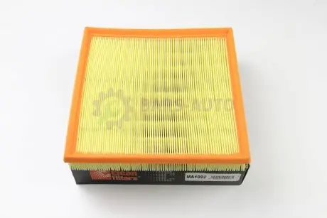 Фильтр воздушный BMW 3 (E36) 1.6/1.8i CLEAN FILTERS MA1092