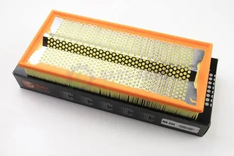 Фильтр воздушный W124/201 OM602 CLEAN FILTERS MA644