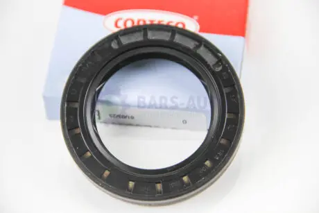 Сальник півосі BMW 3 (E30/E36)/ 5 (E28/E34)/7 (E23/E32/E38) (44x67x10) CORTECO 01020317B