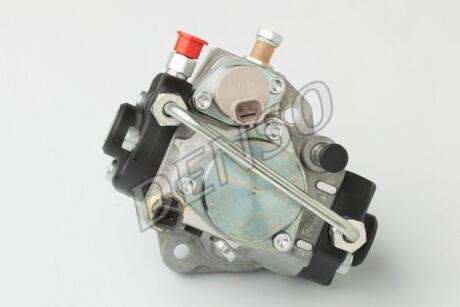 Паливний насос common rail DENSO DCRP300500