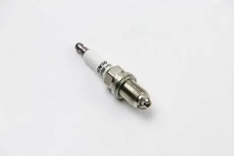Свеча зажигания W202/210 Compr. M111 DENSO K20PBR-S10