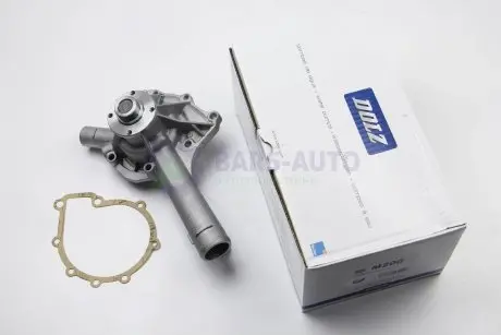 Водяний насос MB W124/202/210 M111 93-00 DOLZ M200