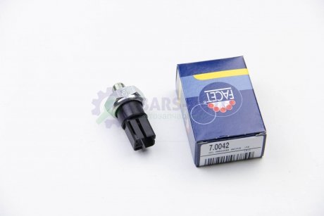 Датчик давления масла Nissan Suny/Almera 2.0D 00- FACET 7.0042