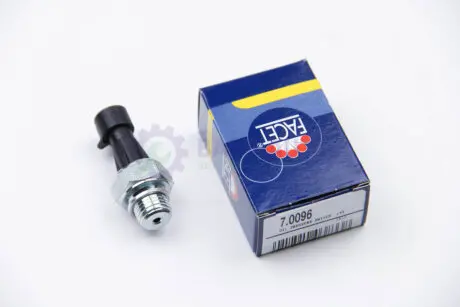 Датчик давления масла (0,3bar/1 конт./чорний) Doblo/Ducato/Combo/Astra 0.8-2.5 84- FACET 7.0096