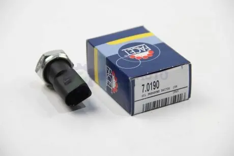 Датчик тиску оливи Audi A4, A6, A8 VW Touareg 2.7TDI/3.0TDI/4.2TDI 07- FACET 7.0190