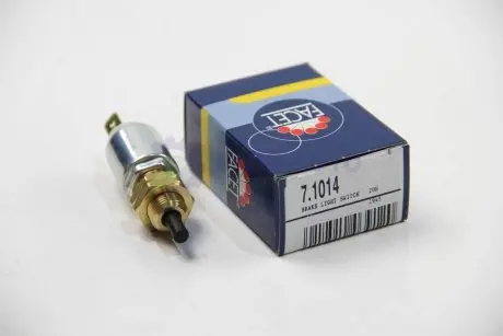 Датчик стоп-сигналу BMW 3(E30)/ 5(E28/E34)/ MB T1/ Volvo 740/940 1.6-5.0 74-98 FACET 7.1014