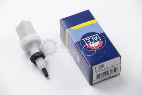 Датчик стоп-сигналу Ducato/Jumper/Boxer 94-02 (>ch 5029100) FACET 7.1066