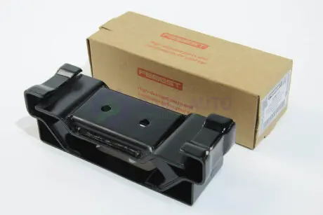 Подушка двигуна задня Grand Vitara/Escudo 06- FEBEST SZM-018