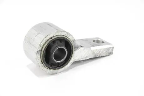 Сайлентблок переднего рычага сзади FORD Fiesta/Fusion 02- GOODREM RR2183