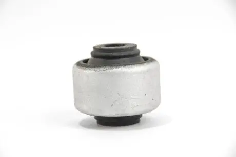 Сайлентблок переднего рычага Citroen C5 08-/C6 05-/Peugeot 407 04-10/508 10-18 (передний) GOODREM RR4873