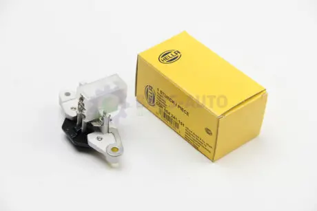 Регулятор генератора MB/VAG 14V (32mm) HELLA 5DR004241151