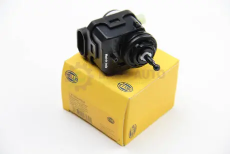 Коректор фари NAVARA/QASHQAI/VIVARO/CLIO 92- HELLA 6NM007878501