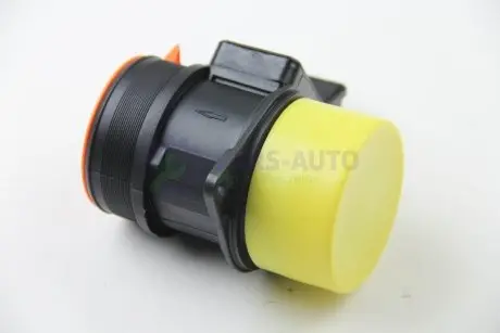 Витратомір повітря Berlingo/Expert 1.9D(DW8)/2.0HDi HELLA 8ET009142-101