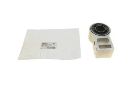Сайлентблок важеля (переднього/знизу) Alfa Romeo 05-11 (L) HUTCHINSON 590581