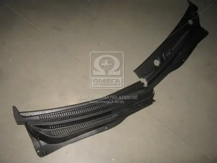 Молдінг вітрового скла Hyundai/Kia/Mobis 861501G050