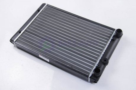 Радіатор охолодження Golf III 1.4/1.6 91-99 JP GROUP 1114200700 (фото 1)