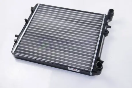 Радіатор охолодження Fabia/Rapid/Roomster 99- (430x414x23) JP GROUP 1114201000