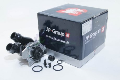 Водяной насос (в корпусі) + Термостат Audi A4/Octavia/Golf/Passat 2.0 04- JP GROUP 1114511100