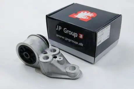 Опорний кронштейн задньої балки A6/SUPERB/Passat -05 Лів. JP GROUP 1150100170